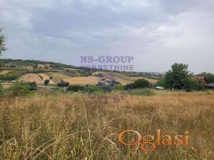 Na prodaju odličan plac na potezu Vezirca