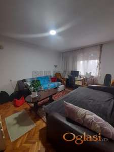 Izdaje se stan u centru grada