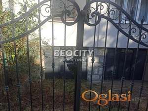 Voždovac, Vojvode Stepe, Bože Jankovića, 5.0, 80m2 Lepa ulica sa gradskim kucama Boze Jankovica na Vozdovcu, prodaje se uknjizena kuca sa dvoristem