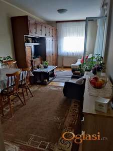 Dvosoban stan na Bulevaru Patrijarha Pavla !