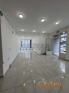 Izdaje se lokal na ulazu u naselje Čalije, 60m2