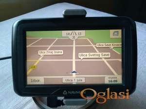 navman 4,3 inča f 460- nove mape-auto, kamion