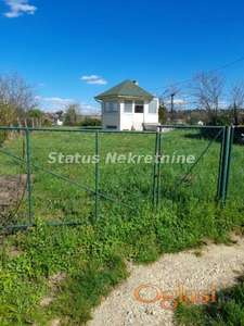 Sremska Kamenica-Bocke-Najlepši ravan Građevinski Plac 532 m2 u Zelenoj Oazi sa pogledom na grad-065/385 8880