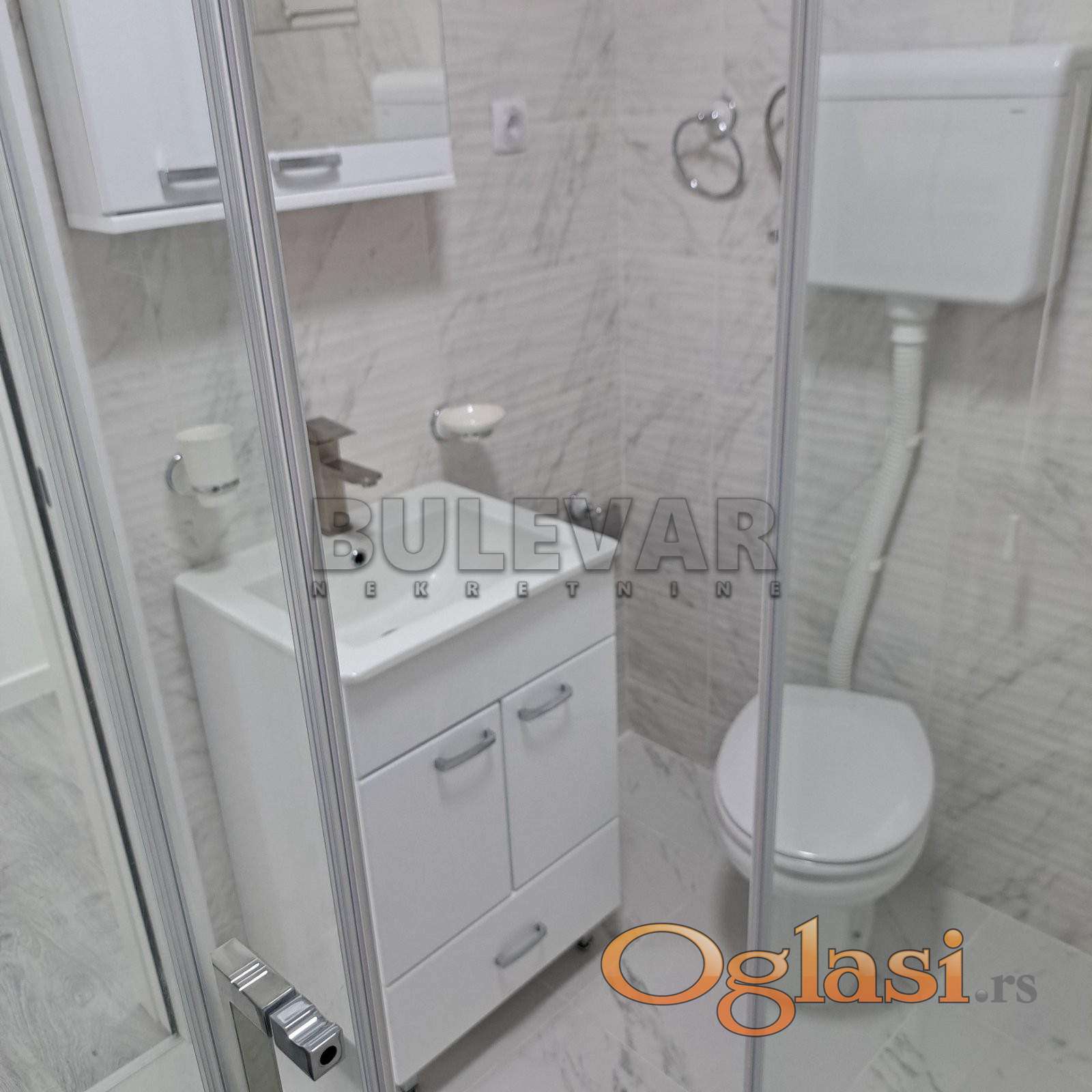 for rent two-and-a-half-room apartment in the center Niša, 62m2 — photo