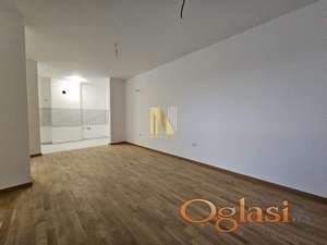 Nov, četvorosoban stan, cena sa PDV-om