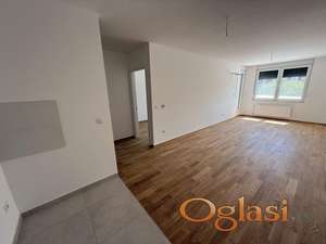 520096-Dvosoban-52m2-Somborski bulevar