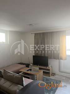 Izdaje se jednosoban stan na Panteleju!!!