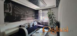 Odličan četverosobni stan na Petrovaradin