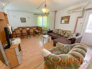 Izdaje Se Trosoban Stan U Kući – Zemun, Sava Kovačevića, Mozerova Ulica ID#1411