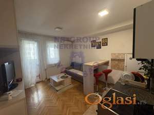 ***Garsonjera-Bulevar-25m2