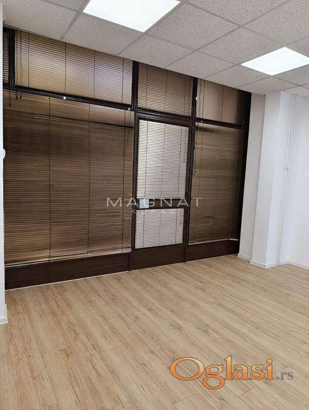 Cerak kod Trgovačke, poslovni prostor 25m2 — fotografija