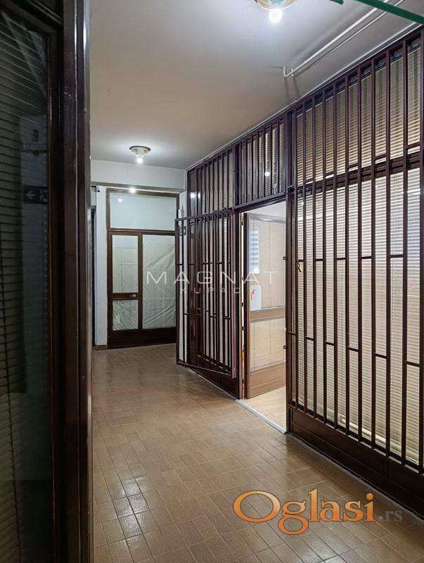 Cerak kod Trgovačke, poslovni prostor 25m2 — fotografija