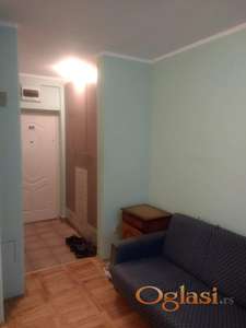 IZDAJEM NAMESTENU GARSONJERU NA GRBAVICI 250e