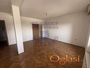 Trosoban stan, 86m2, Novo Naselje