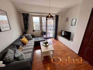 Dvosoban stan u Centru grada