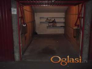 Izdajem garažu u Bloku 63