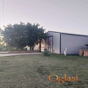 Srbobran, Turija, Odmah useljiva kuća i proizvodna hala od 198 m2 okružene prirodom