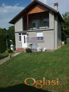 Odlična kuća na Banstolu !